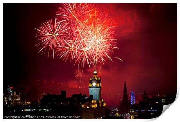 Edinburgh Festival fireworks, city centre, Scotlan Print by Arch White