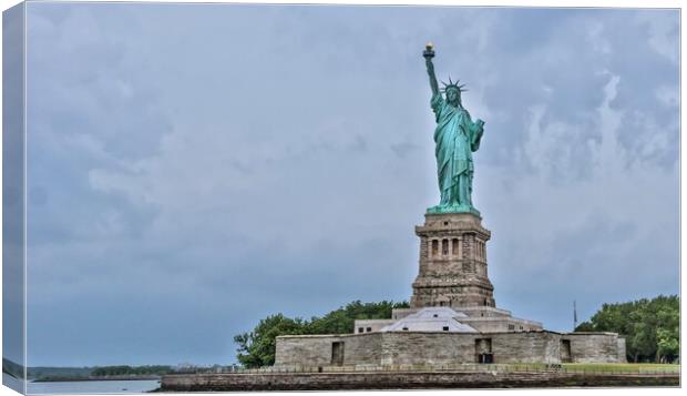 Statue of Liberty Canvas Print by Alan Matkin