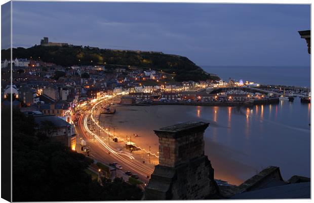 Scarborough by night Canvas Print by david rodgers
