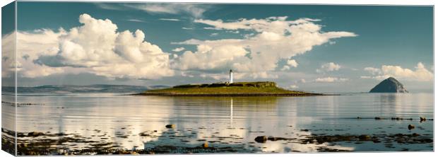 Pladda Island Canvas Print by Dave Bowman