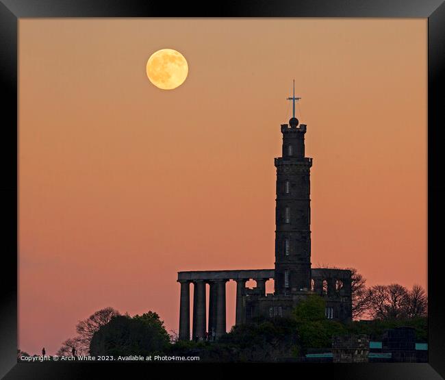 Wolf full moon rises, Edinburgh, Scotland, UK Framed Print by Arch White