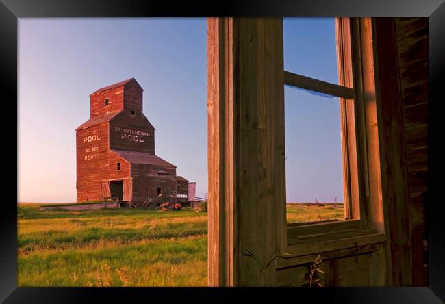 elevator, abandoned town of Bents Framed Print by Dave Reede