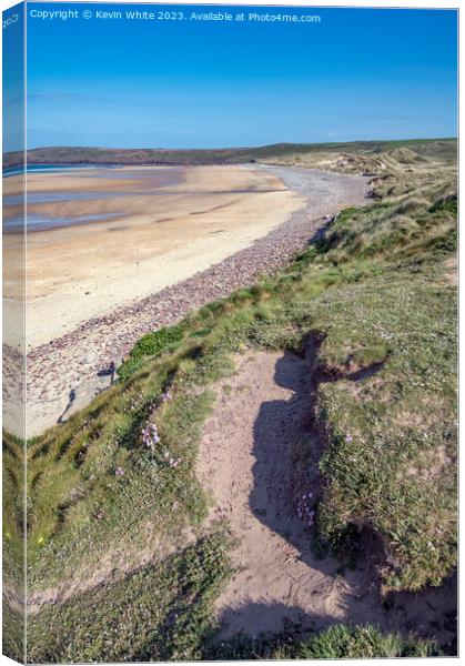 Freshwater West sandy beach Pembrokeshire Canvas Print by Kevin White