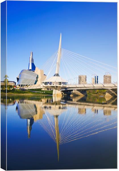 Winnipeg skyline  Canvas Print by Dave Reede