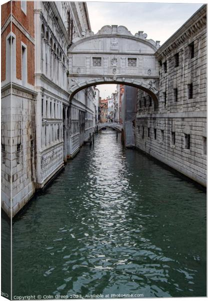 Bridge of Sighs Canvas Print by Colin Green