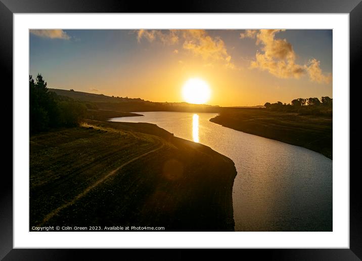 Sunrise at Baitings Dam Framed Mounted Print by Colin Green
