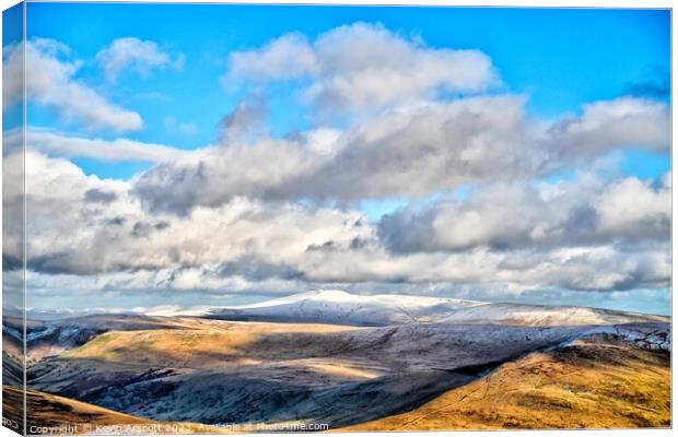 Winter in the Brecon Beacons Canvas Print by Kevin Arscott
