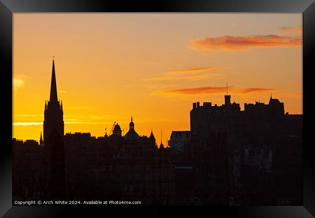 Sunset over Edinburgh Castle to end the winter's d Framed Print by Arch White