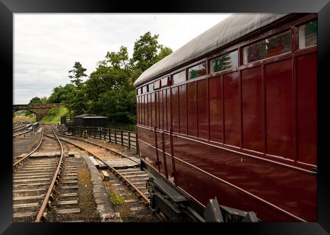Traditional railway carriage on the North York Moors Railway Framed Print by Chris Yaxley
