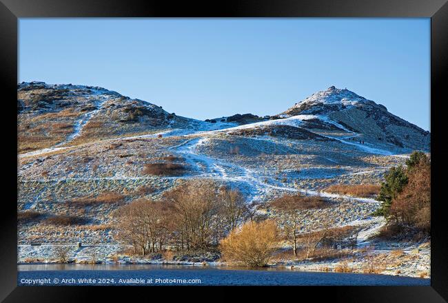 UK weather: Snow cover in Holyrood Park, Edinburgh Framed Print by Arch White