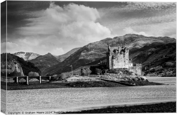 Eilean Donan Castle Canvas Print by Graham Moore