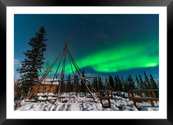 Aurora Borealis, Northern Lights, over aboriginal wooden cabin at Yellowknife, Northwest Territories, Canada Framed Mounted Print by Chun Ju Wu