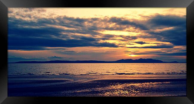 Arran sunset, Ayr beach Framed Print by Allan Durward Photography