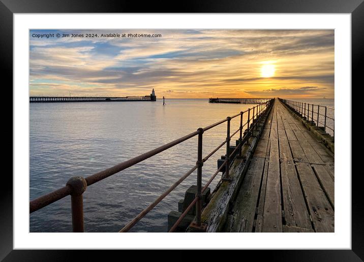 January sunrise at the mouth of the River Blyth - Landscape Framed Mounted Print by Jim Jones
