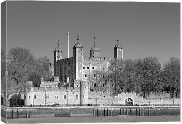 Tower of London Canvas Print by Richard Thomas
