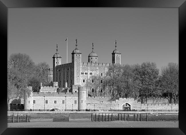 Tower of London Framed Print by Richard Thomas