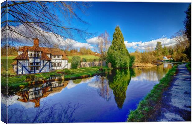 Loose Valley Maidstone in Kent England UK Canvas Print by John Gilham