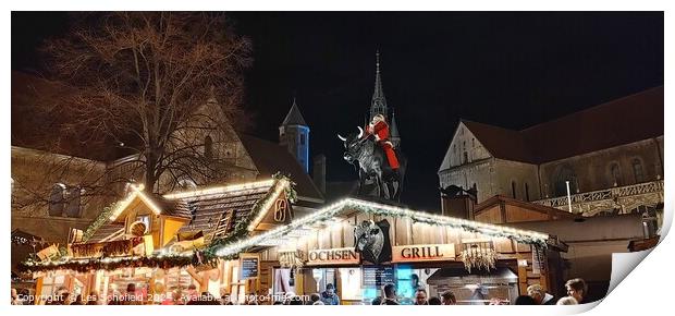 Christmas market Germany  Print by Les Schofield