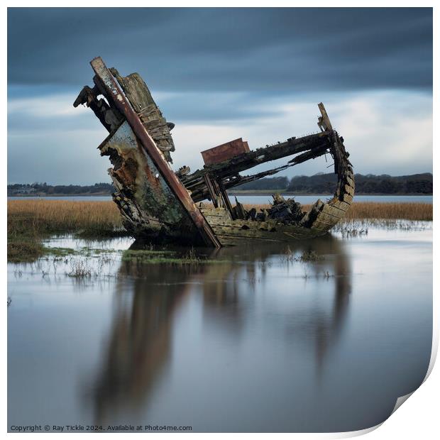 Fleetwood wreck Print by Ray Tickle