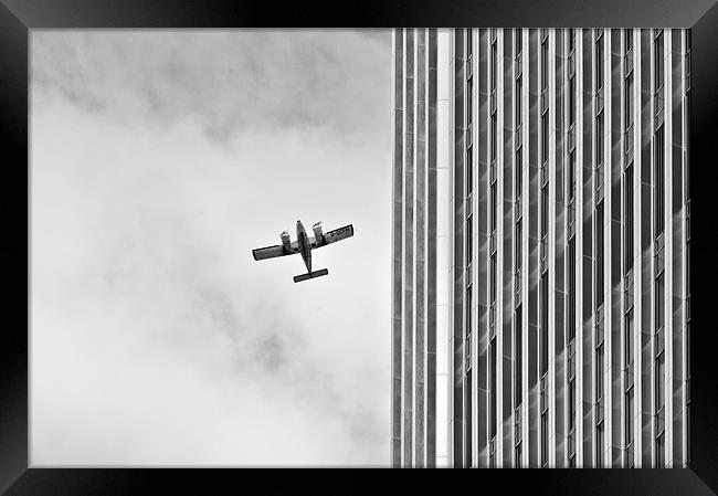 Low-flying aircraft Framed Print by Gary Eason