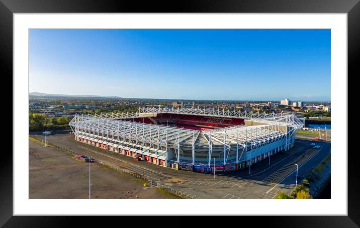 Middlesbrough FC Framed Mounted Print by Steve Smith