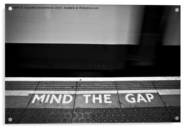 Mind the gap Acrylic by Suppakij Vorasriherun