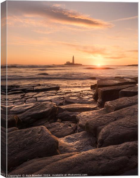 Rocky Sunrise at Whitley Bay Canvas Print by Rick Bowden
