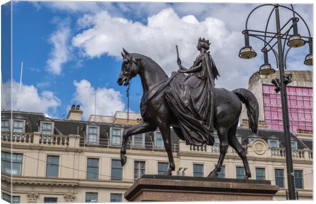 Queen Victoria Equestrian Statue In Glasgow Canvas Print by Artur Bogacki