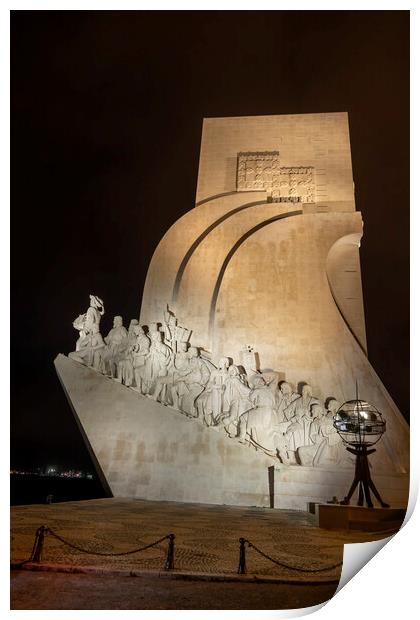 Monument to the Discoveries at Night in Lisbon Print by Artur Bogacki