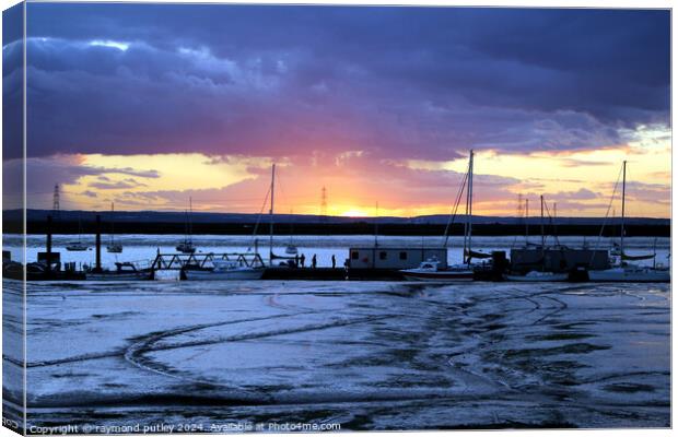 Minster-on-sea Sunset  Canvas Print by Ray Putley