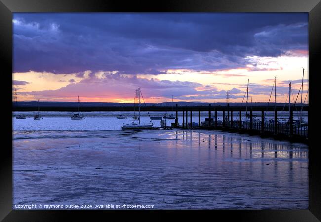 Minster-on-sea Sunset Framed Print by Ray Putley