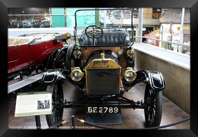 1914 Ford Model T at Beaulieu Motor Museum. Framed Print by Ray Putley