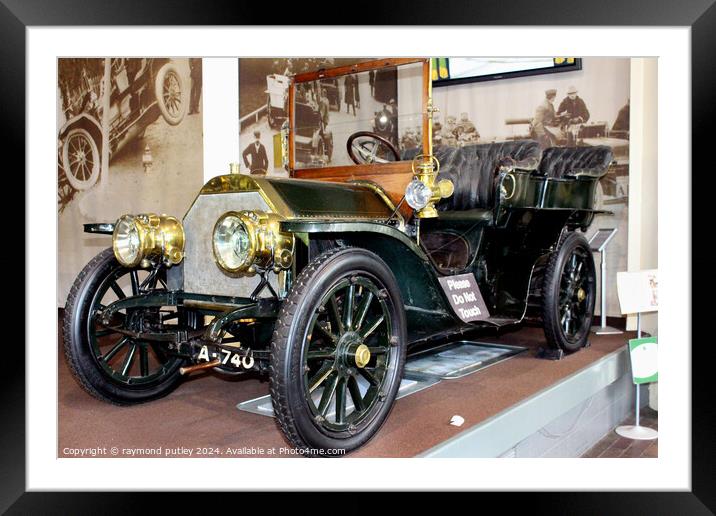 Car at Beaulieu motor museum Framed Mounted Print by Ray Putley