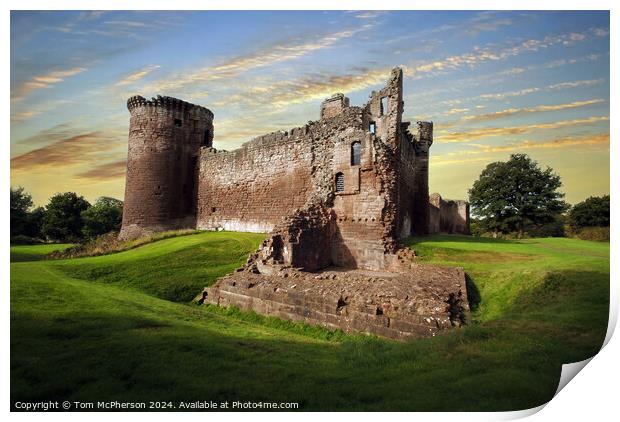 Bothwell Castle Print by Tom McPherson