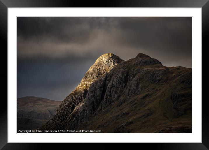 Pike o Stickle Langdale Pikes. Framed Mounted Print by John Henderson