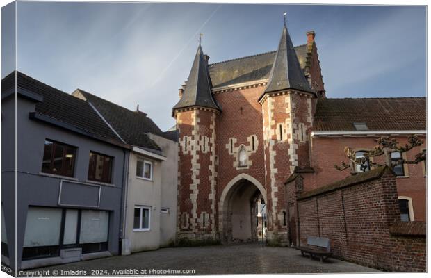 City gatehouse, Ninove, Belgium Canvas Print by Imladris 