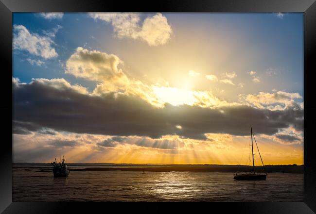 Stunning sunset at Leigh-on-Sea Framed Print by Paula Tracy