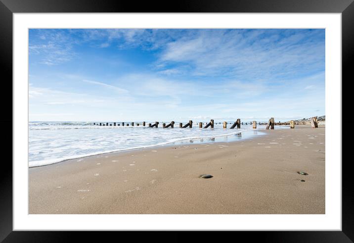 Groynes on Barmouth beach Framed Mounted Print by Jason Wells