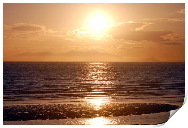 An Arran sunset viewed from Ayr beach Print by Allan Durward Photography