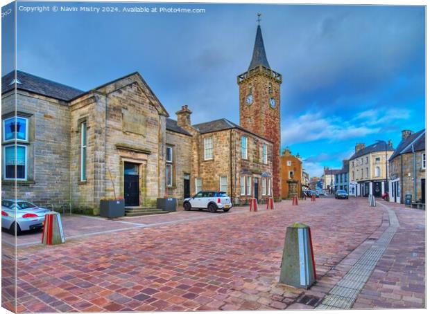 A view of the historic centre of Kinross   Canvas Print by Navin Mistry