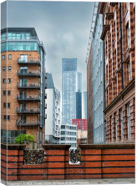 Manchester Skyline Canvas Print by Rick Lindley