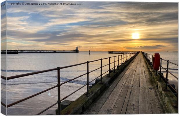 January sunrise at the mouth of the River Blyth - Landscape (2) Canvas Print by Jim Jones