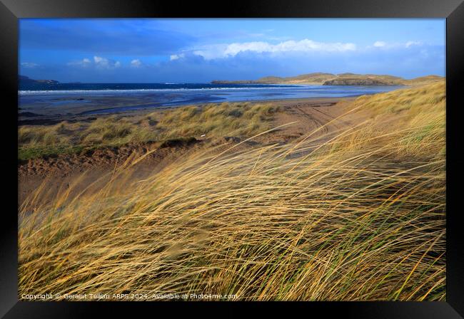 Balnakeil beach, near Durness, Sutherland, northern Scotland Framed Print by Geraint Tellem ARPS