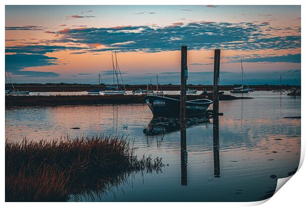 A beautiful evening with a lovely boat Print by Sam Owen