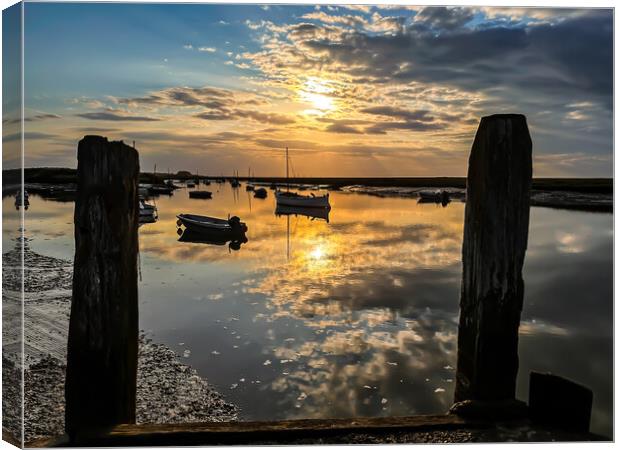 Reflections of Burnham Overy Staithe  Canvas Print by Sam Owen