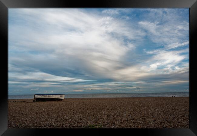 Old fishing boat at Aldeburgh Beach Framed Print by Justin Lowe