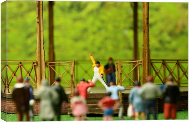 Freddie Mercury At The Bandstand Canvas Print by Steve Purnell