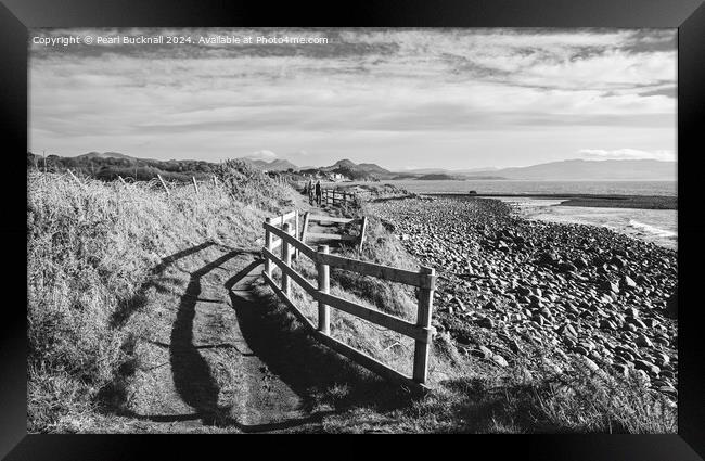 Wales Coastal Path Llyn Peninsula black and white Framed Print by Pearl Bucknall