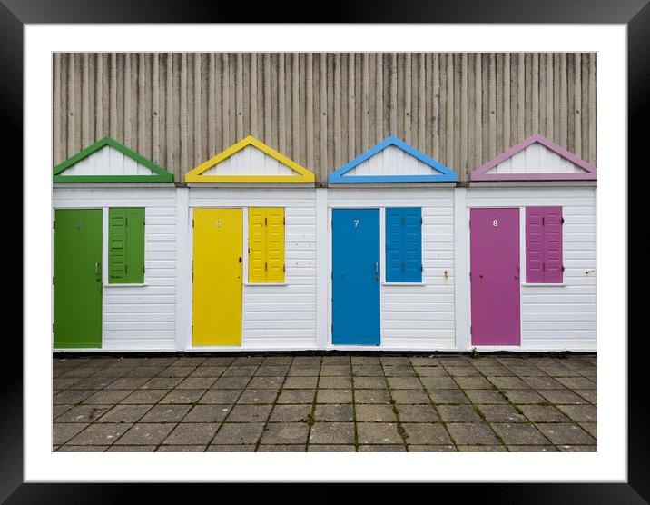 Beach huts Framed Mounted Print by Rory Trappe
