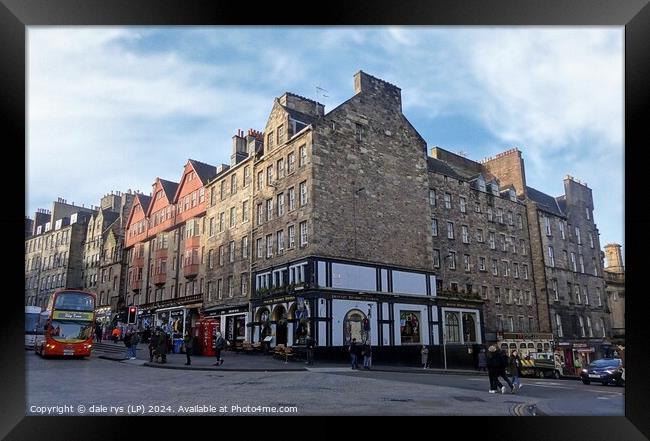 EDINBURGH OLD TOWN ROYAL MILE Framed Print by dale rys (LP)